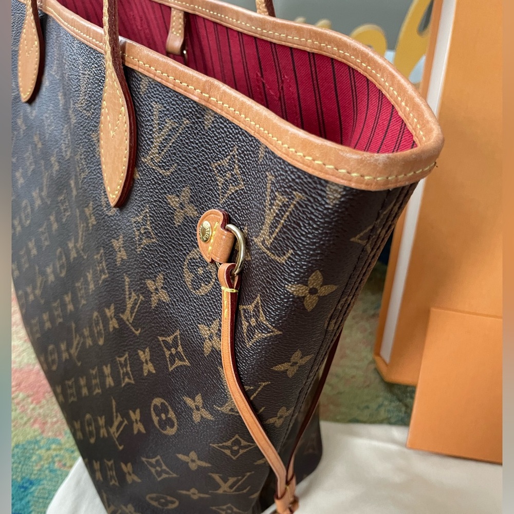 Authentic Louis Vuitton Neverfull MM